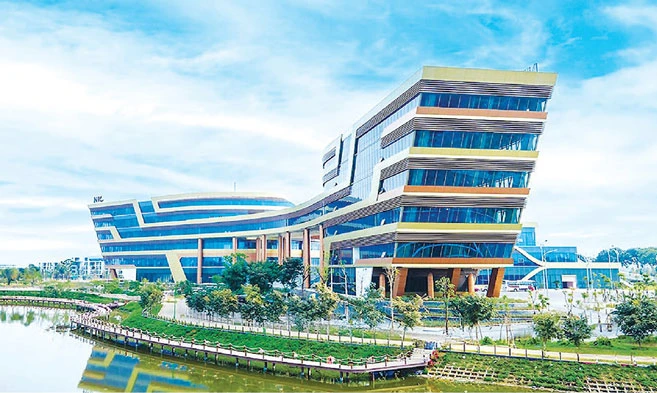 ha noi dinh hinh cac nganh kinh te mui nhon tao dong luc tang truong moi