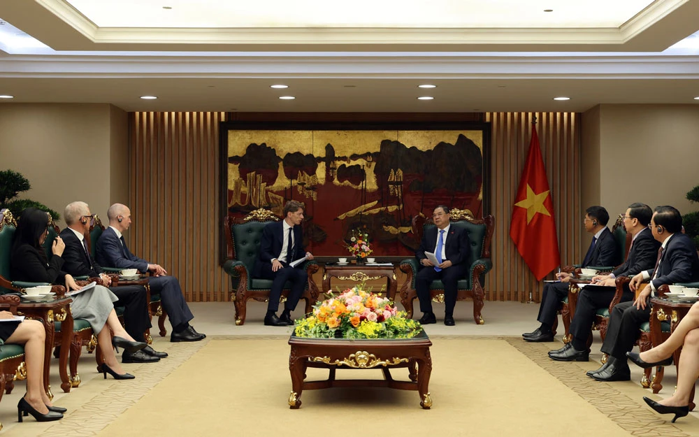 viet nam thuc day hop tac voi tap doan van tai bien hang dau the gioi
