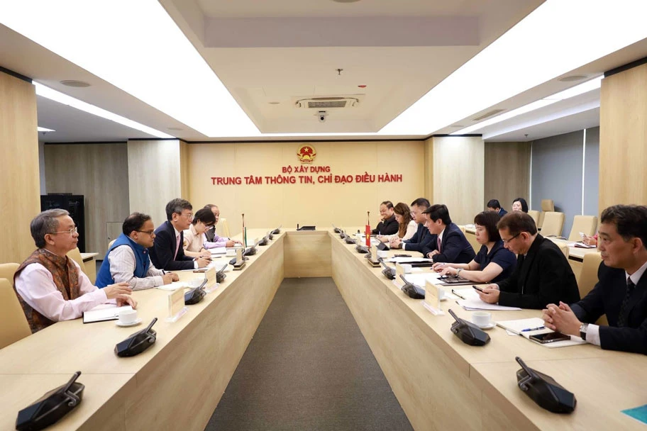 mo rong ket noi hang khong viet nam an do day manh hop tac ha tang giao thong